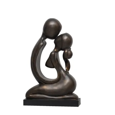 ESCULTURA POLIESTER PAREJA NEGRO
